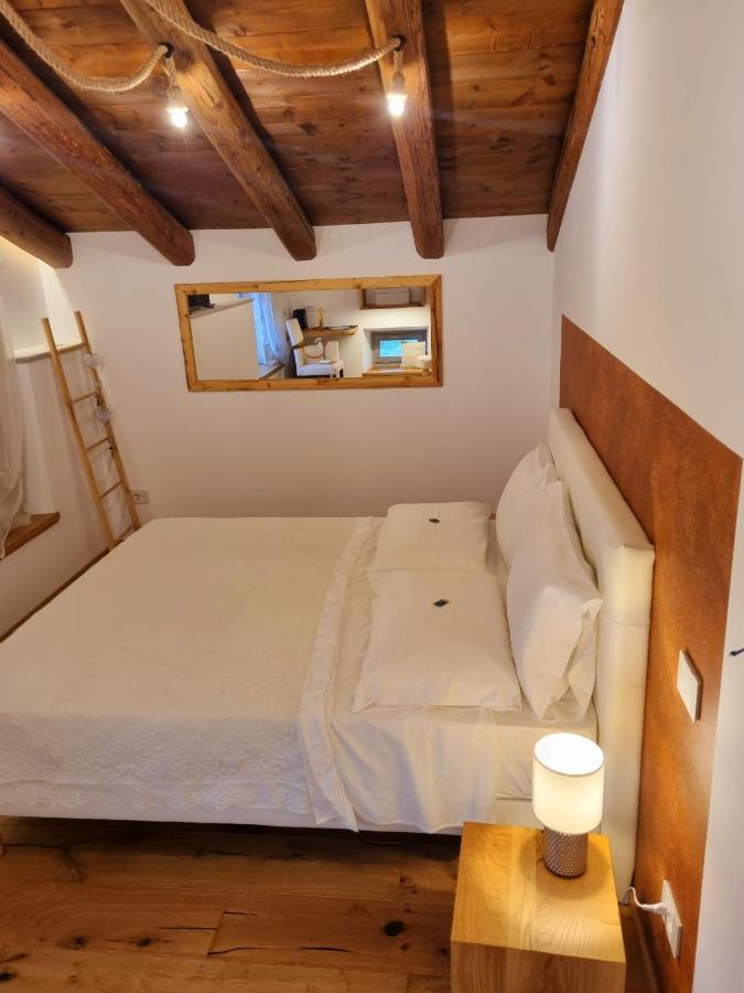 Agriturismo Ostrouska Sgonico Buitenkant foto