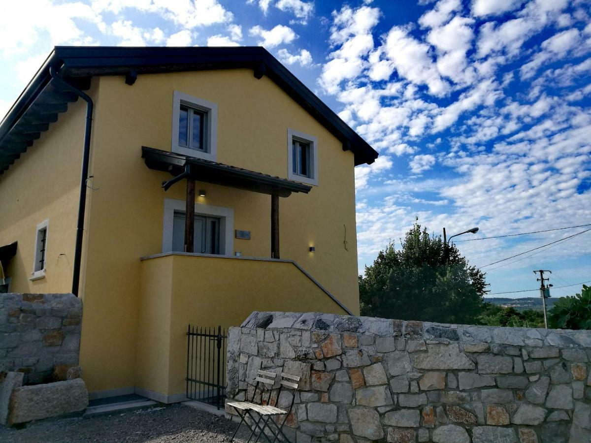 Agriturismo Ostrouska Sgonico Buitenkant foto